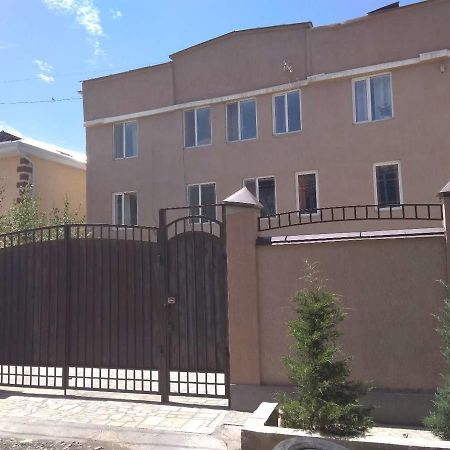 Saima Guest House Ош Экстерьер фото